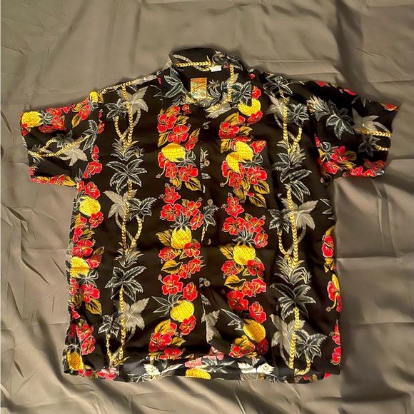 Pineapple Connection Men’s Hawaiian Shirt - Picture 1 of 3